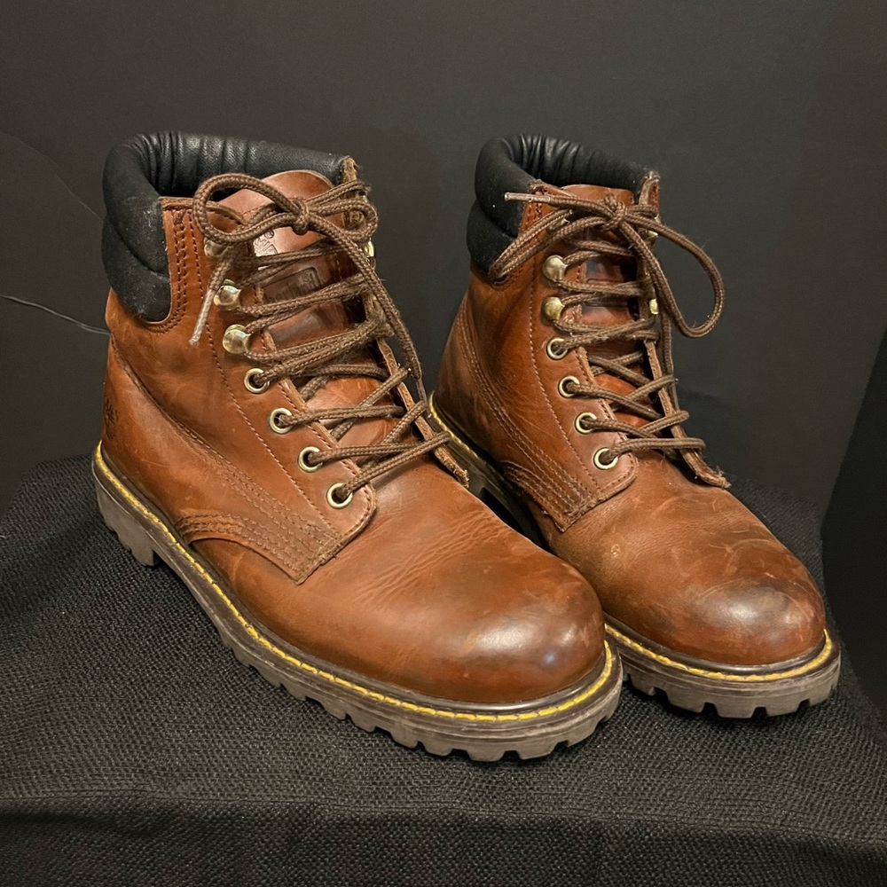 Timberland Steel toe boots size 9.5